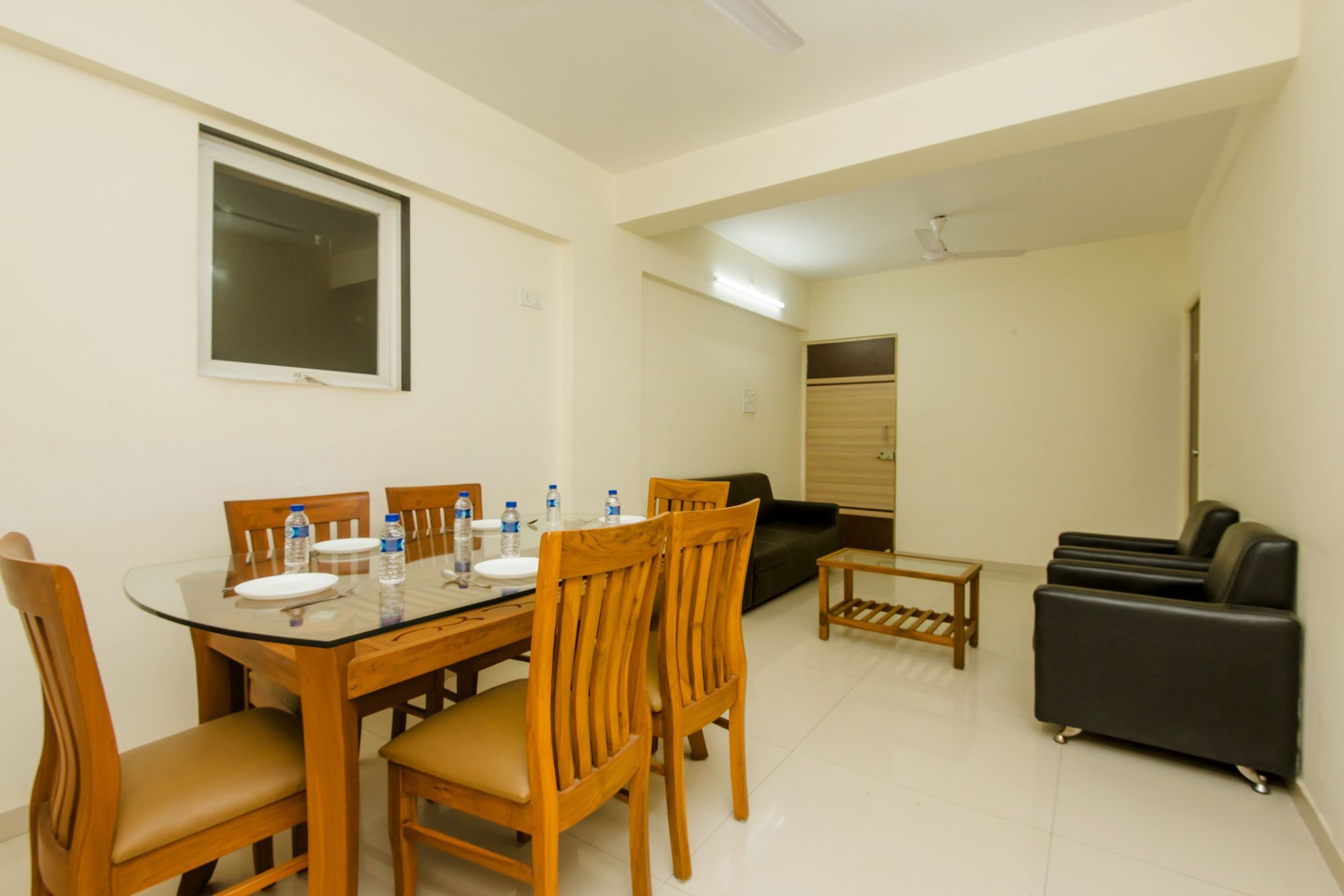 Oyo 11441 Hotel Blue Bells Residency Мумбай Екстериор снимка