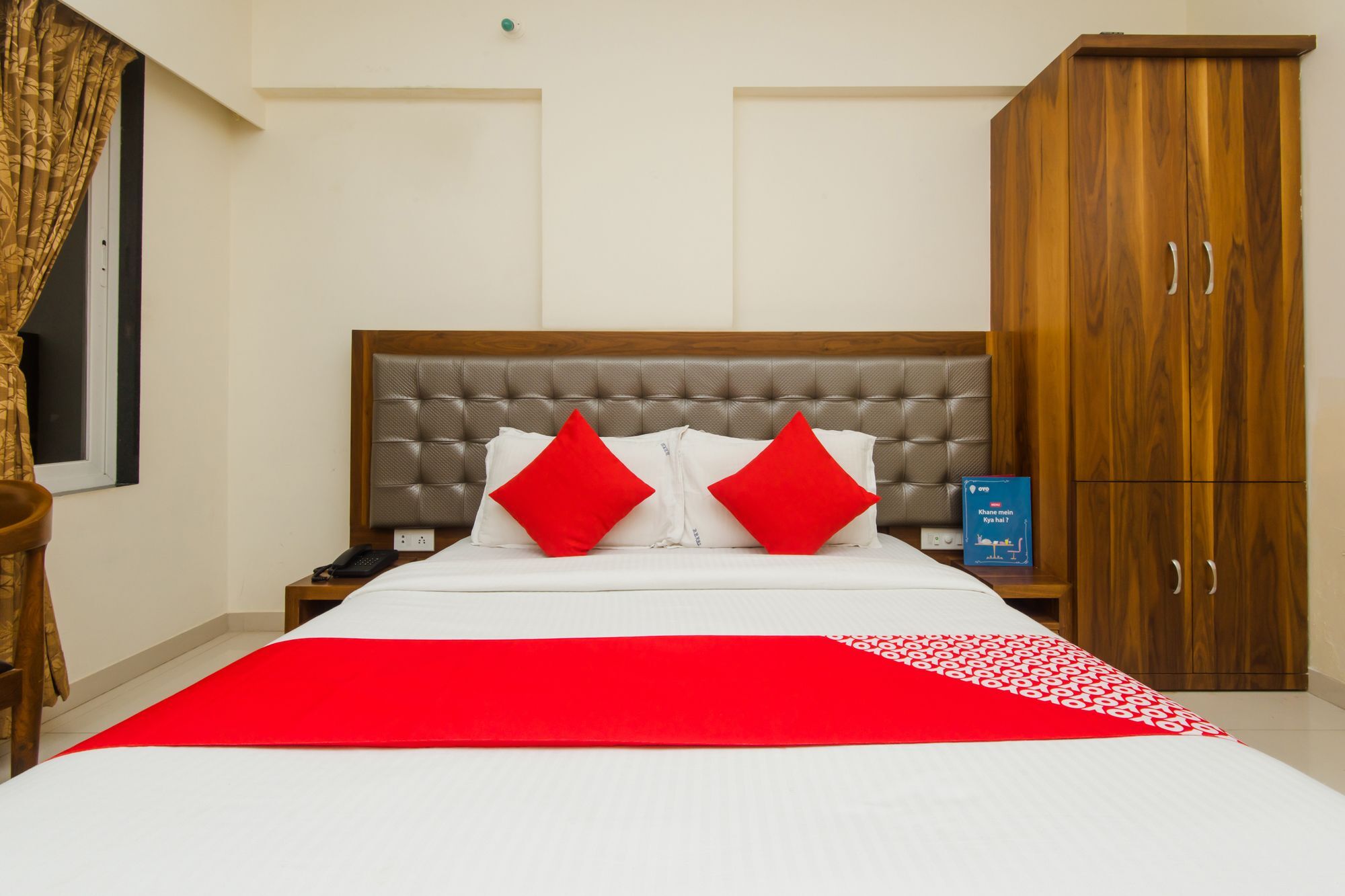 Oyo 11441 Hotel Blue Bells Residency Мумбай Екстериор снимка