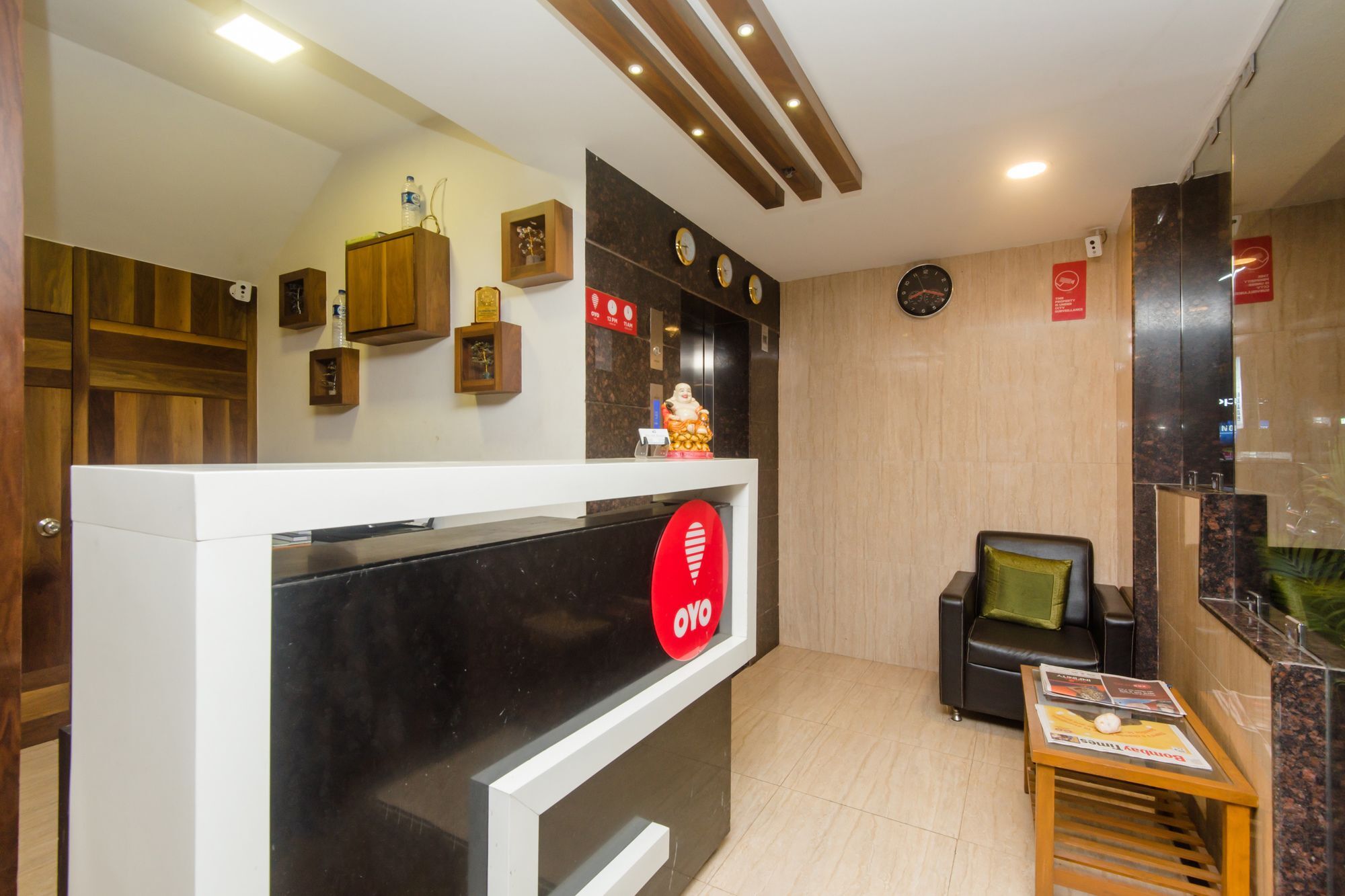 Oyo 11441 Hotel Blue Bells Residency Мумбай Екстериор снимка